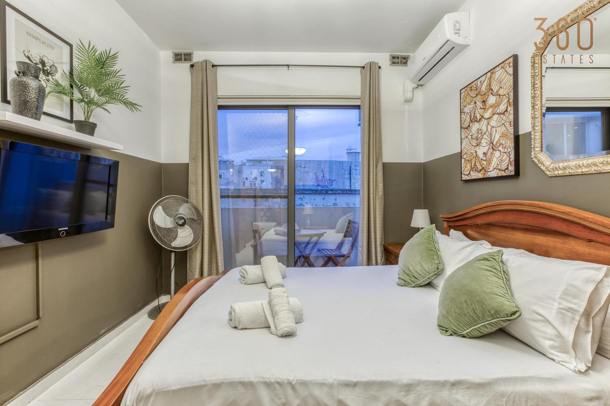 A Comfortable Apartment In The Heart Of Paceville Bt 360 Estates Saint Julian's Dış mekan fotoğraf
